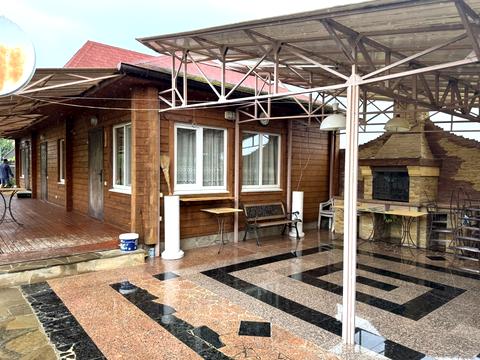 дом по адресу Лугова