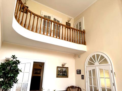 дом по адресу Лугова