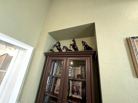 дом по адресу Лугова