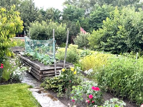 дом по адресу Лугова