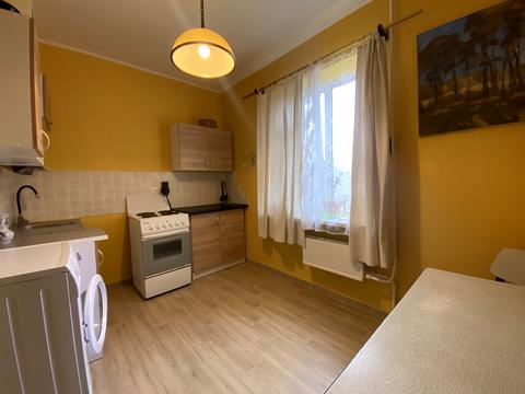 квартира за адресою Академіка Єфремова вул. (Командарма Уборевича), 17