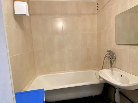 квартира за адресою Академіка Єфремова вул. (Командарма Уборевича), 17