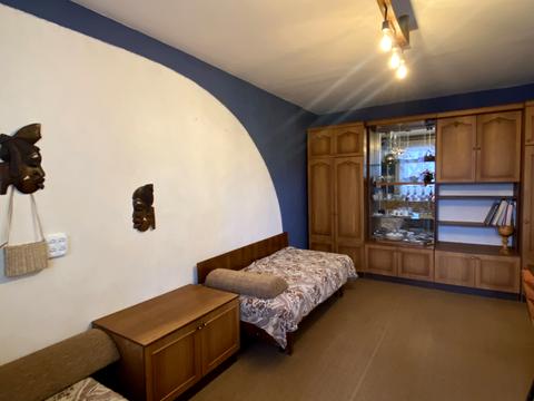 квартира за адресою Академіка Єфремова вул. (Командарма Уборевича), 17