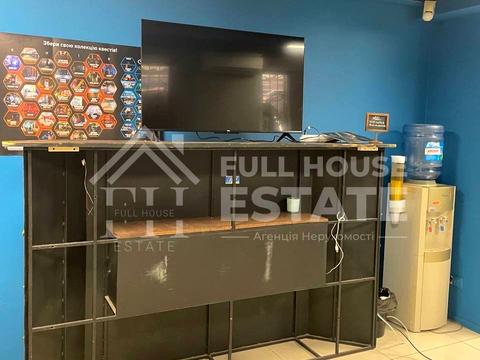 коммерческая по адресу Саксаганского ул., 30