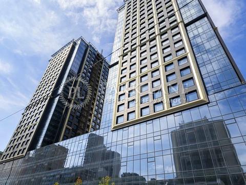 комерційна за адресою Предславинська вул., 20-А