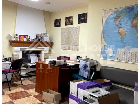 коммерческая по адресу Бессарабская пл., 5