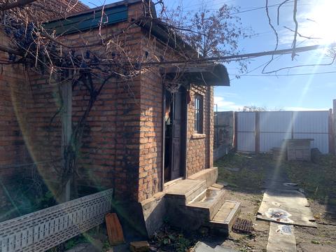 будинок за адресою Василя Стуса вул. (Толстого), 38