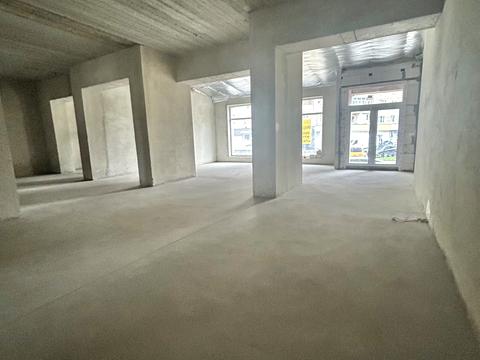 комерційна за адресою Чорновола вул., (Будинок 2)