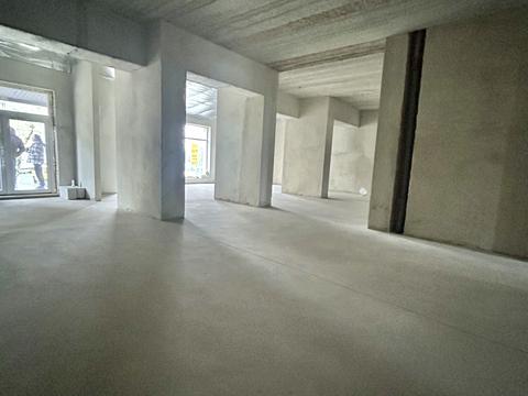 комерційна за адресою Чорновола вул., (Будинок 2)