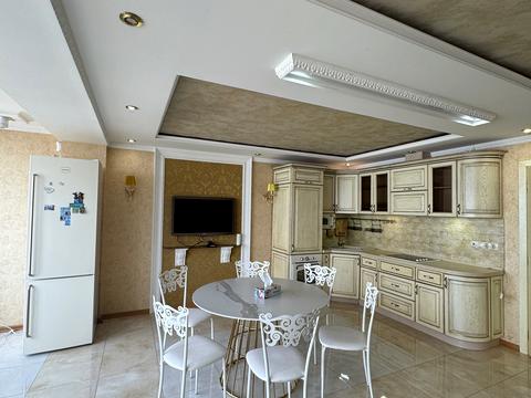 квартира за адресою Літературна вул., 12