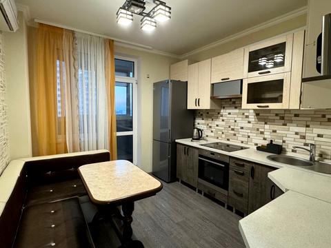 квартира за адресою В'ячеслава Чорновола вул., 6-А