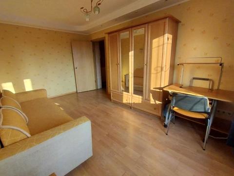 квартира за адресою Зодчих вул., 28