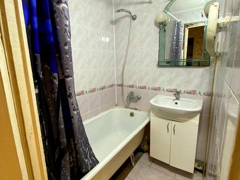 квартира за адресою Романа Шухевича просп. (Генерала Ватутіна), 28-А