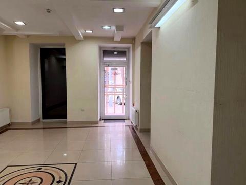 комерційна за адресою Спиридонівська вул., 7