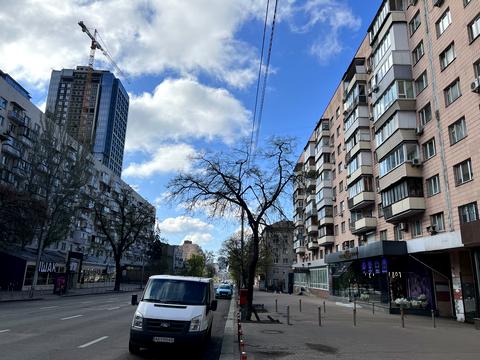 квартира за адресою Велика Васильківська вул. (Червоноармійська), 102