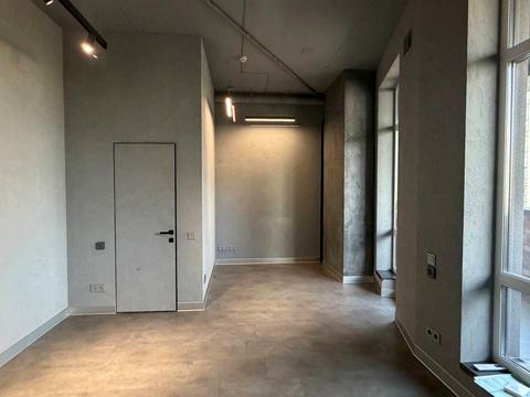 комерційна за адресою Ламана вул., 18