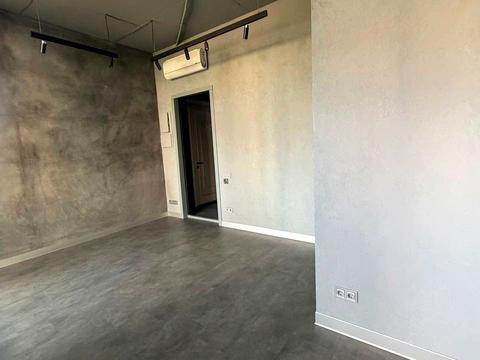 комерційна за адресою Ламана вул., 18