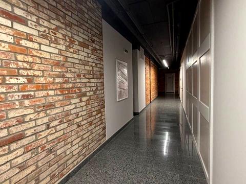 комерційна за адресою Ламана вул., 18