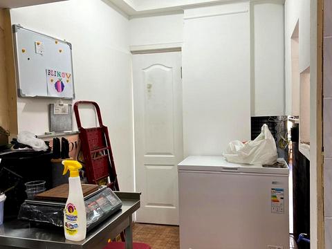 комерційна за адресою Івана Луценка пров., 3/7