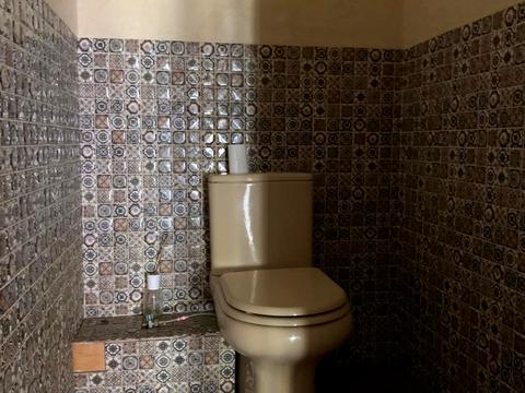 комерційна за адресою Івана Луценка пров., 3/7