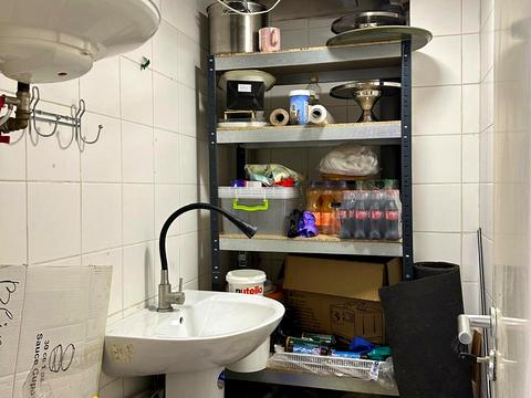 комерційна за адресою Івана Луценка пров., 3/7