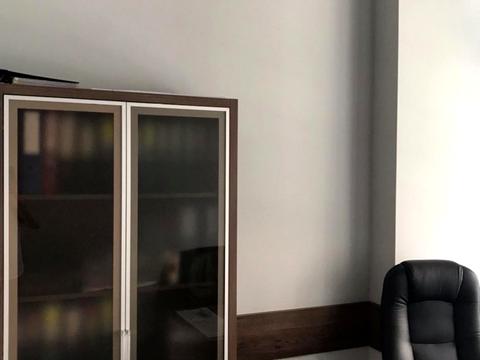 комерційна за адресою Дегтярна вул., 8