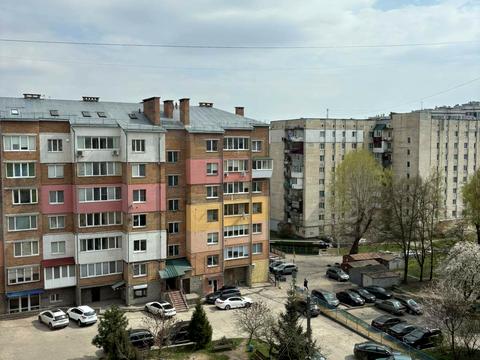 квартира за адресою Зарічанська вул., 22/3