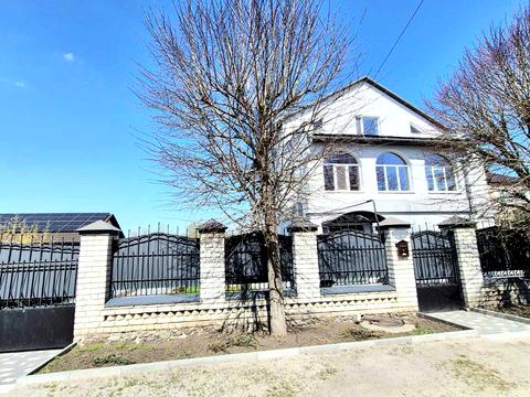 дом по адресу с. Подгайцы, Вул. Дачна, 8