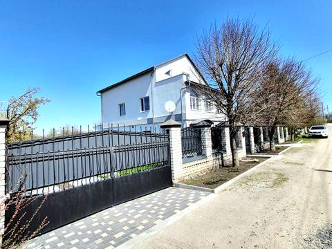 дом по адресу с. Подгайцы, Вул. Дачна, 8