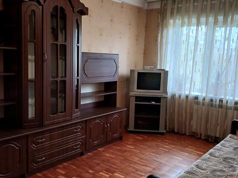 квартира за адресою Ореста Левицького вул. (Академіка Курчатова), 6