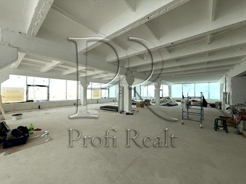 комерційна за адресою Віктора Некрасова вул. (Північно-Сирецька), 3