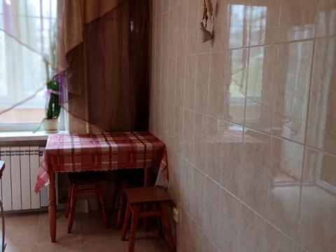 квартира за адресою Ореста Левицького вул. (Академіка Курчатова), 6