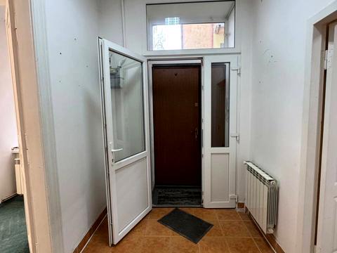 комерційна за адресою Мирона Тарнавського вул. (Кутузова), 32