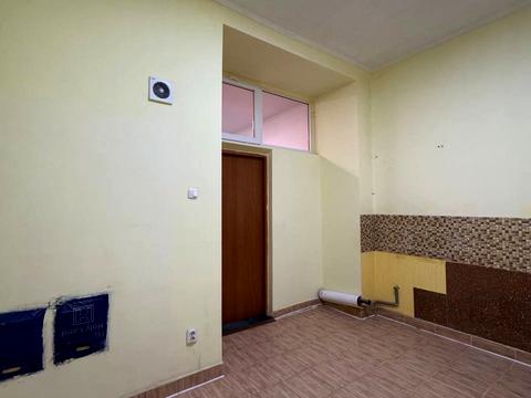 комерційна за адресою Мирона Тарнавського вул. (Кутузова), 32