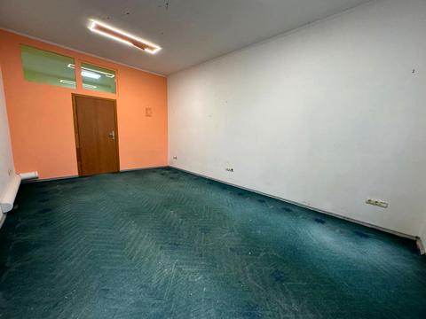 комерційна за адресою Мирона Тарнавського вул. (Кутузова), 32
