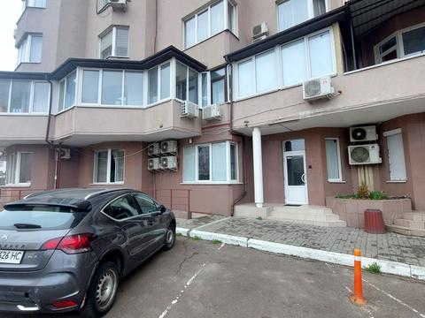 комерційна за адресою Середньофонтанська вул., 19в