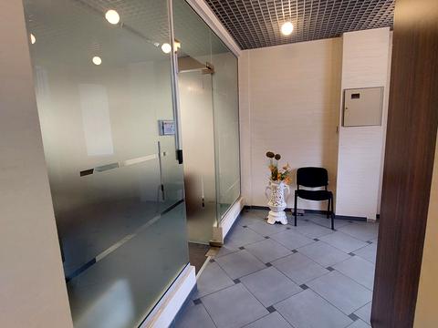 комерційна за адресою Середньофонтанська вул., 19в