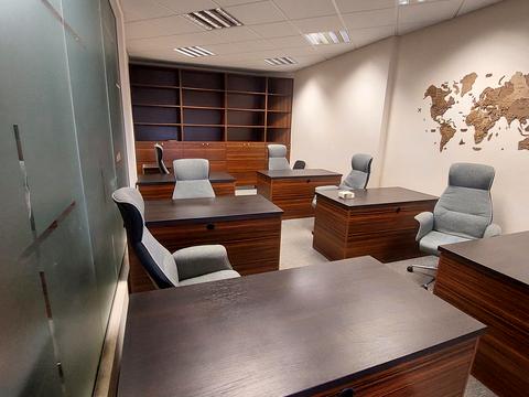 комерційна за адресою Середньофонтанська вул., 19в