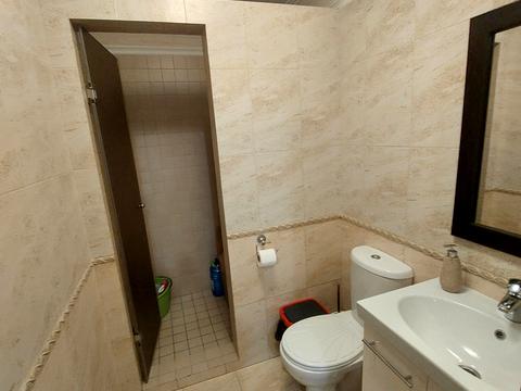 комерційна за адресою Середньофонтанська вул., 19в