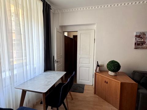 квартира за адресою Івана Тиктора вул., 4