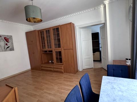 квартира за адресою Івана Тиктора вул., 4