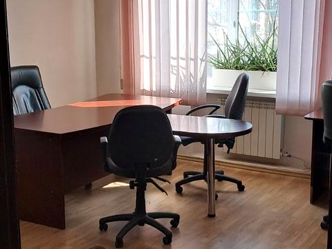 комерційна за адресою Шовковична вул., 7-А