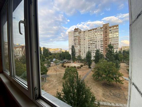 квартира за адресою Рональда Рейгана вул., 9-Д