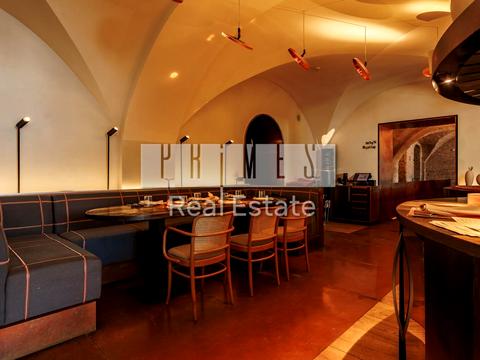 комерційна за адресою Івана Мазепи вул. (Січневого Повстання), 6