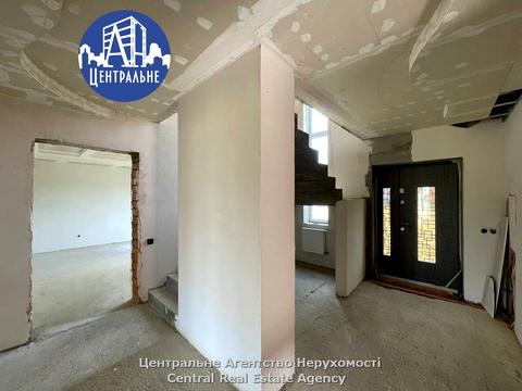 будинок за адресою с. Стара Жадова, вул. Лугівська, 105