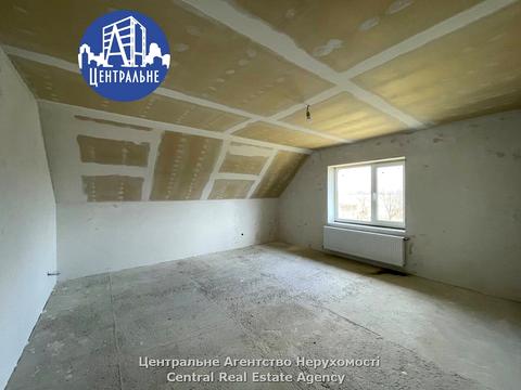 будинок за адресою с. Стара Жадова, вул. Лугівська, 105