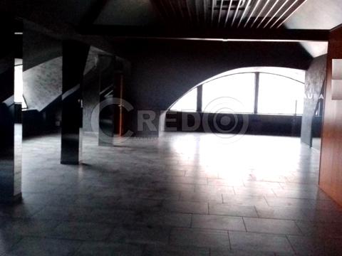 комерційна за адресою Мистецька вул. (Землячки), 1