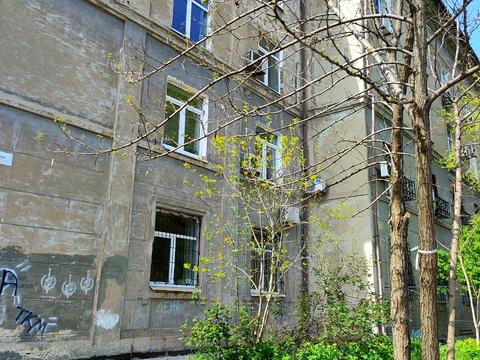 квартира за адресою Академіка Чекмарьова вул., 7