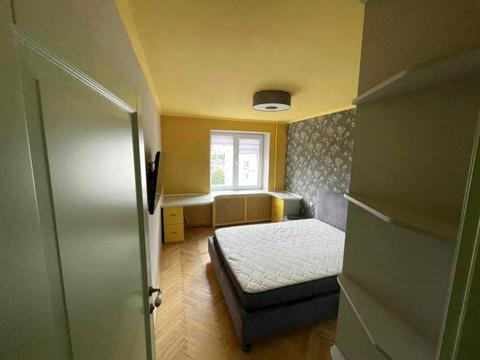 квартира за адресою Вагонна вул., 7