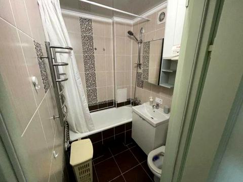 квартира за адресою Вагонна вул., 7